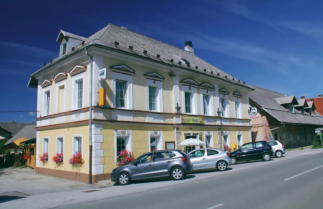 Guesthouse Osvald-1