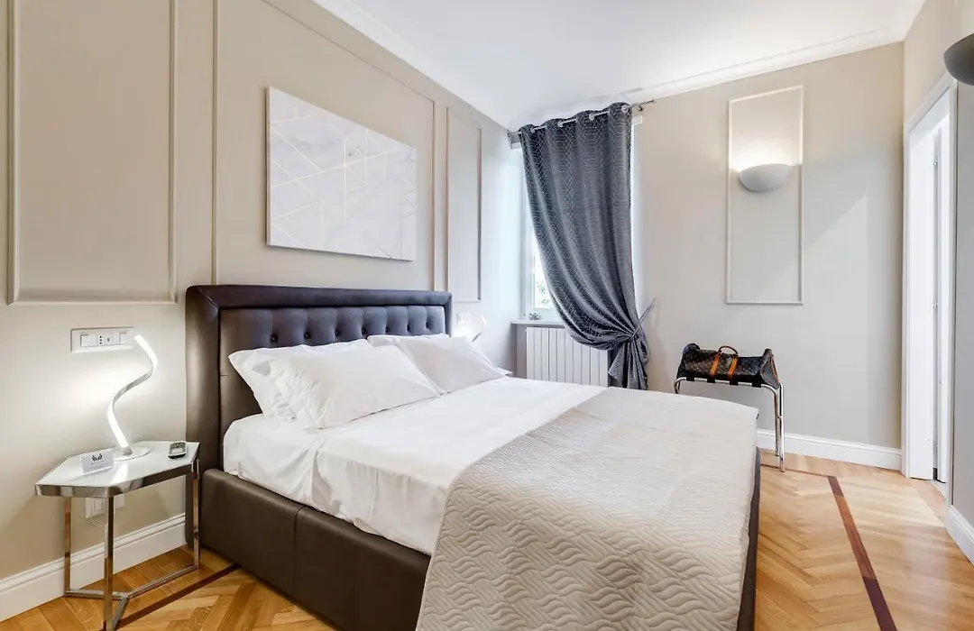 Mellini Palace Suites By Premium Suites Collection-1