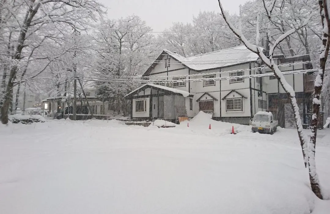 Hakuba Matata Lodge-1