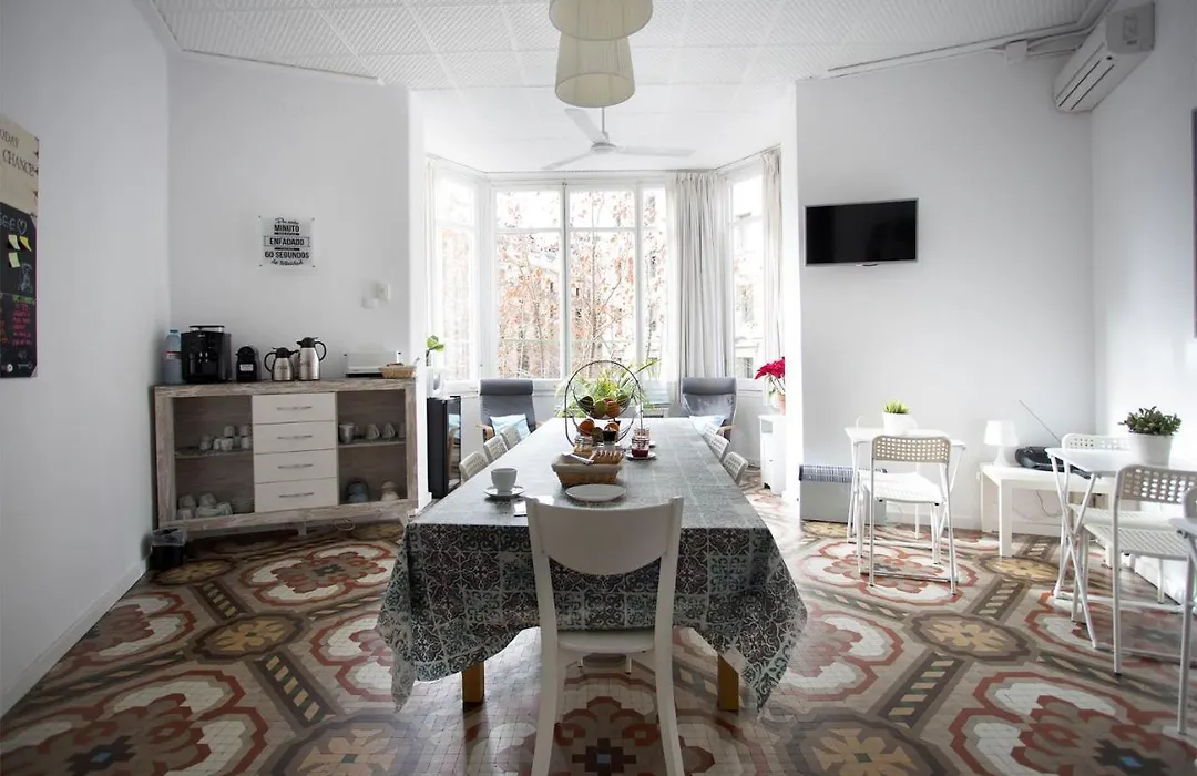 Hostal Eixample-1
