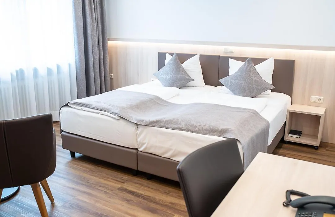 Hotel-Gasthof Weisses Ross-1