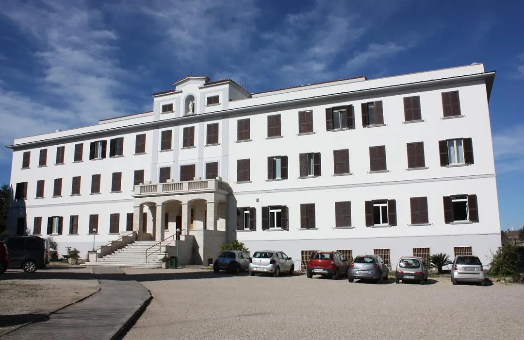 Ostello Villa Monte Mario-1