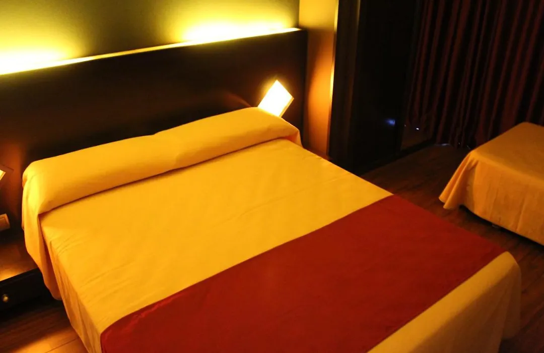 Hostal Royal Almorox-1