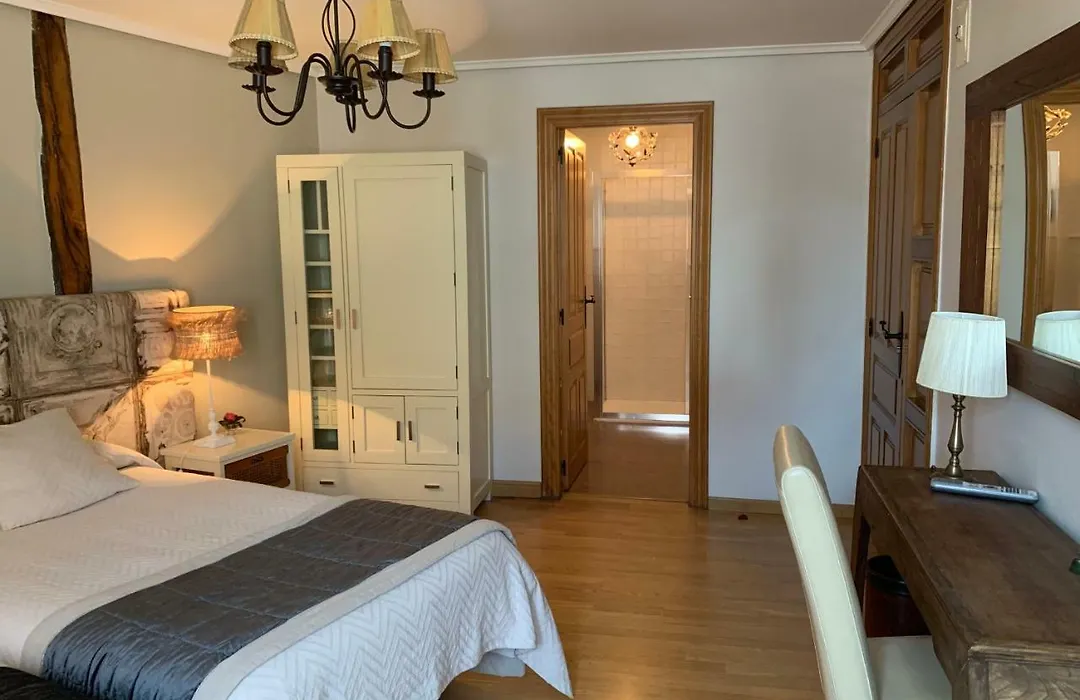 Hostal El Resbalon-1