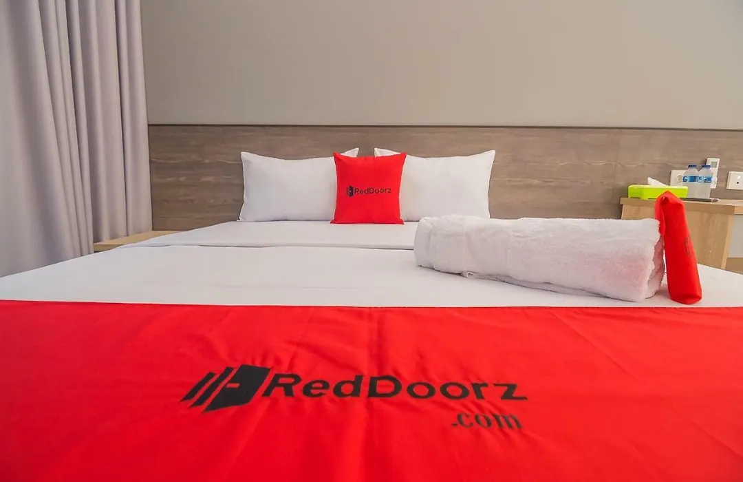 Reddoorz Near Taman Rejomulyo-1
