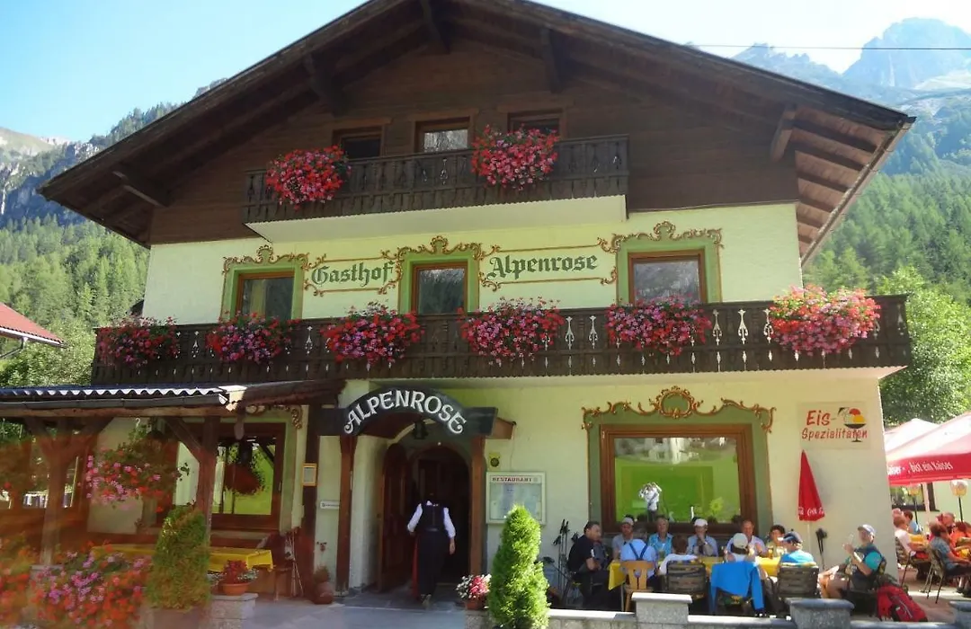 Pension Nina & Gasthof Alpenrose-1