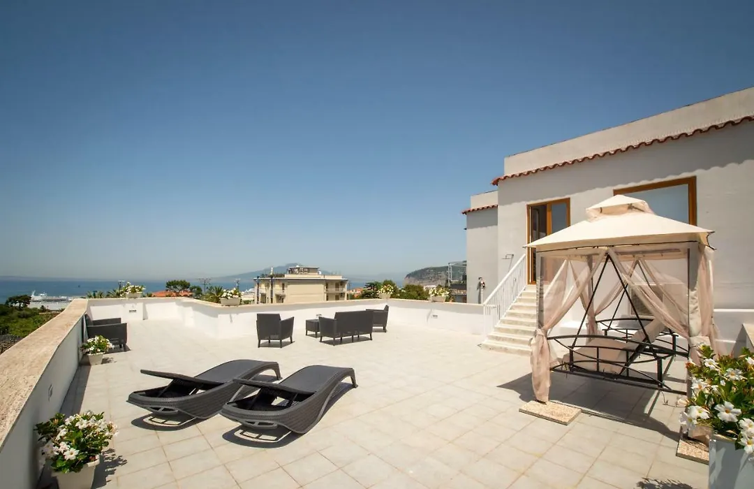 3 Suites View-1