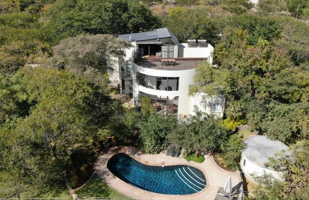 528 Victoria Falls Guest House-1