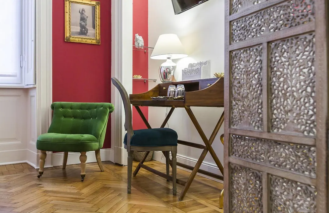 Household Settembrini-1