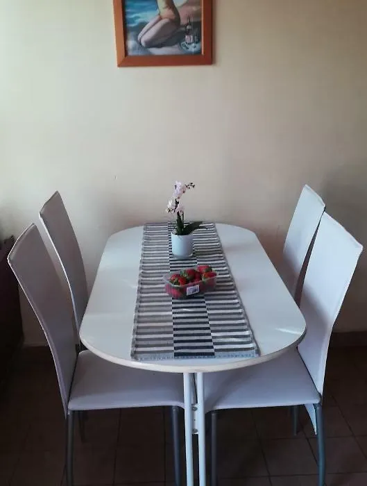 Fekete Macska Vendeghaz-1