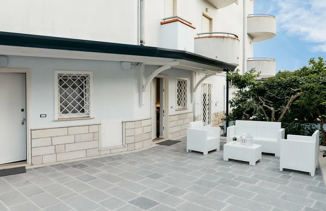 Golden Residence-1