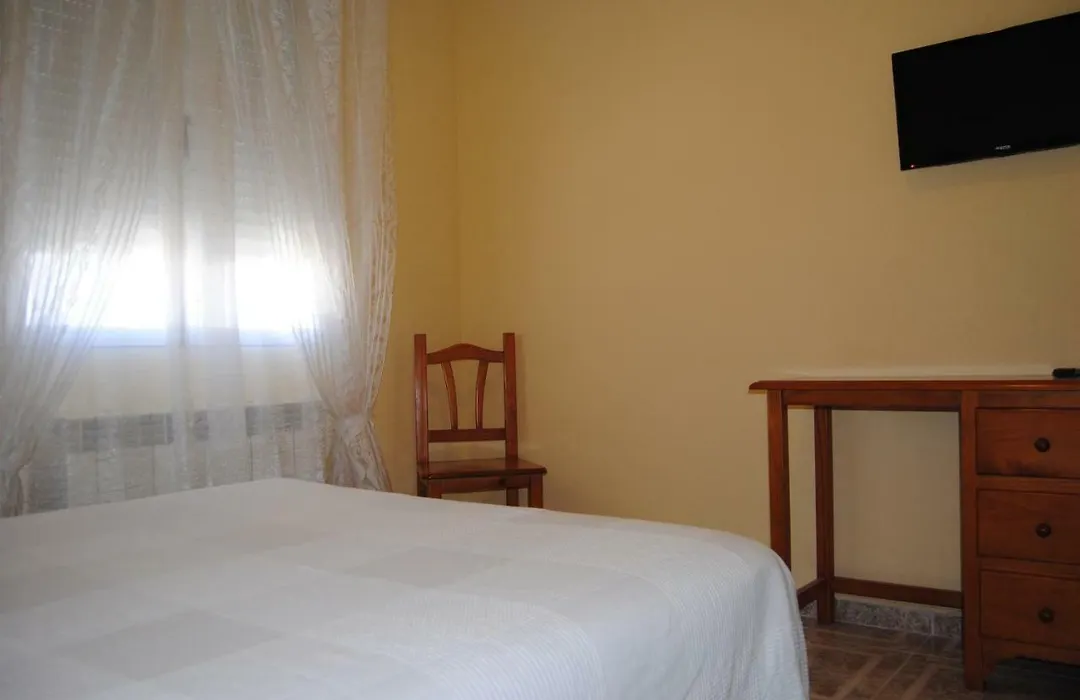 Hostal Ávila-1