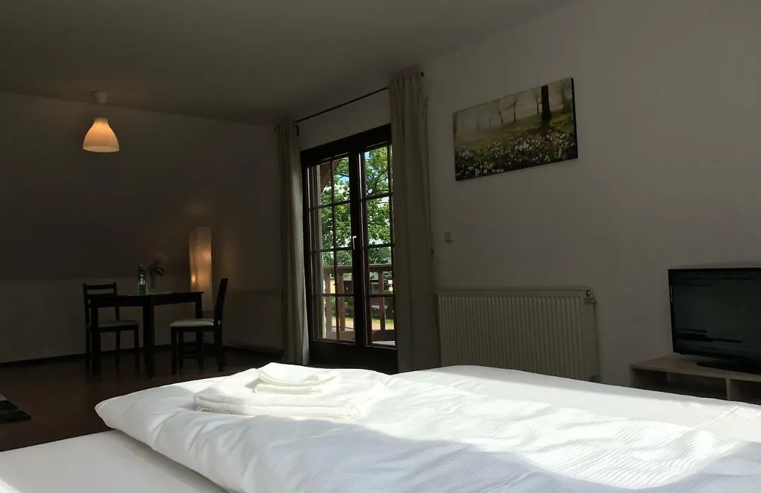 Lokal Genial Pension&Restaurant-1