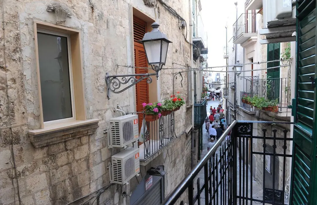 Palazzo Del Carmine-1