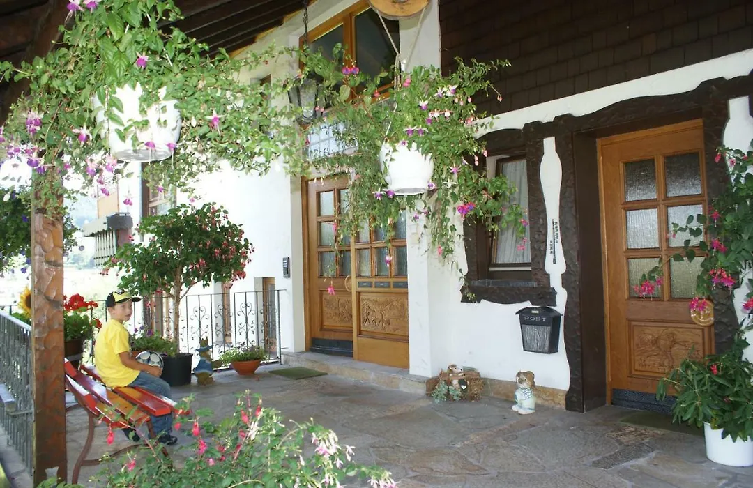 Pension Haus-Sommerberg-1