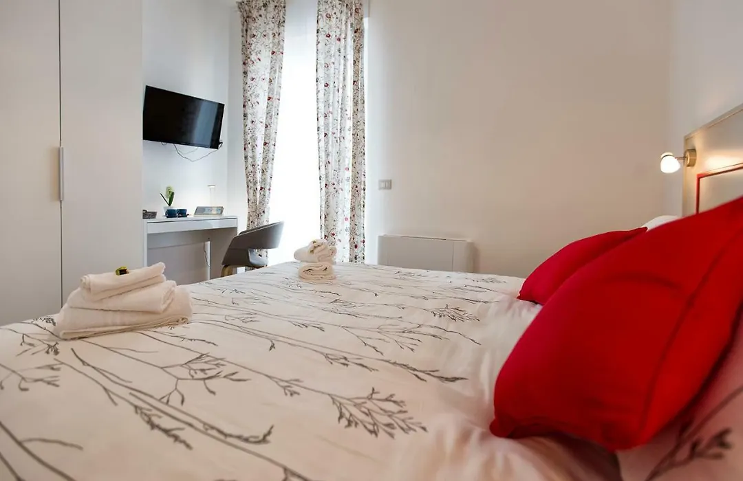 Jolie Julie Accomodation-1