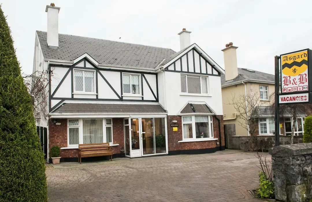 Asgard Guest House-1