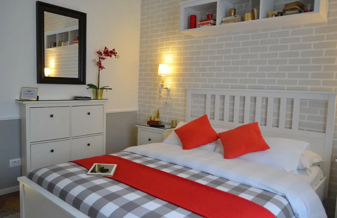 Moonlight Inn Guesthouse-1