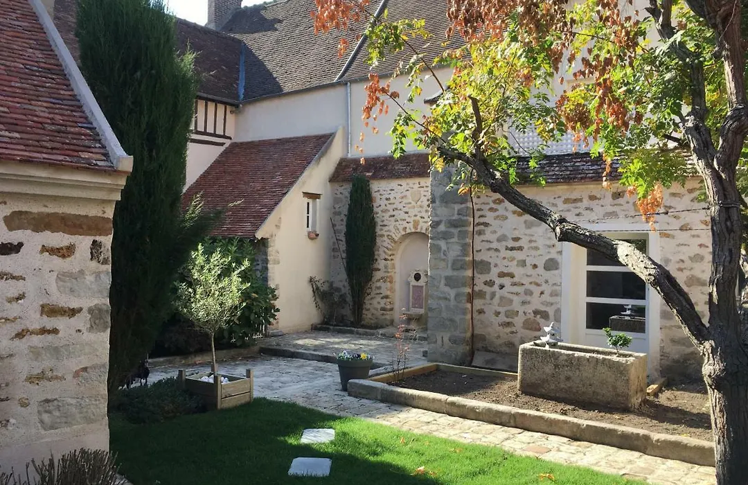 La Maison d'Emilie - Chambres d'hôtes-1