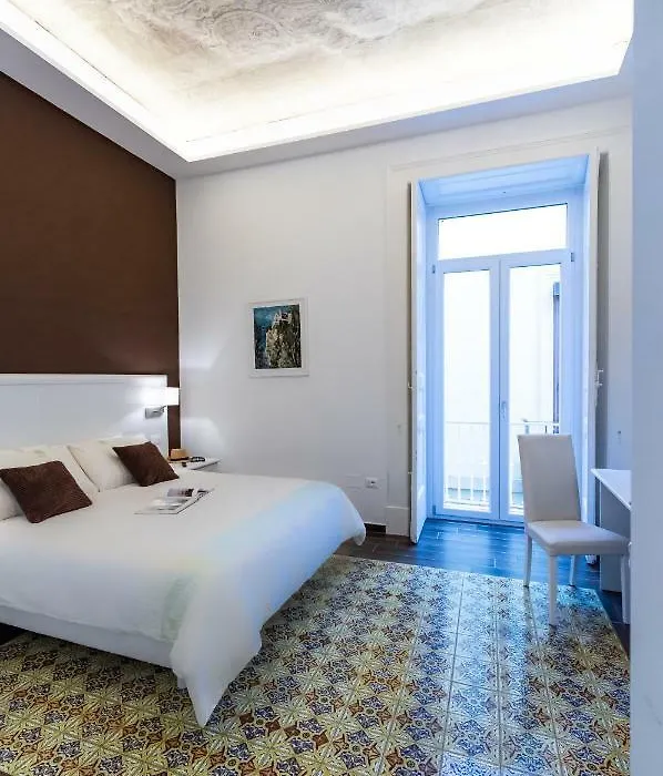 Suites Sorrento Elegance-1