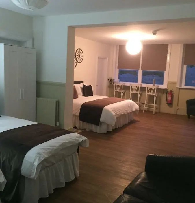 Good Intent Rooms-1