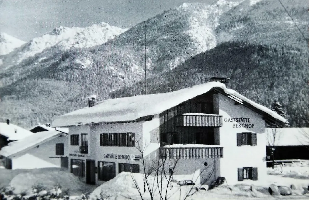 Gästehaus Berghof-1