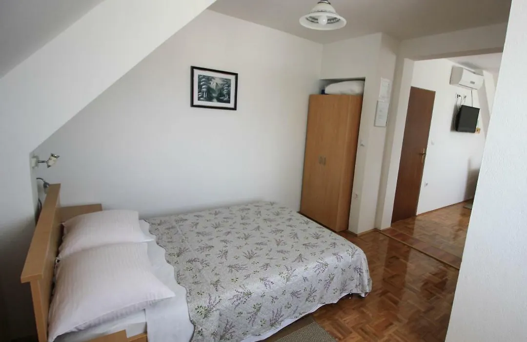 House Milan-1