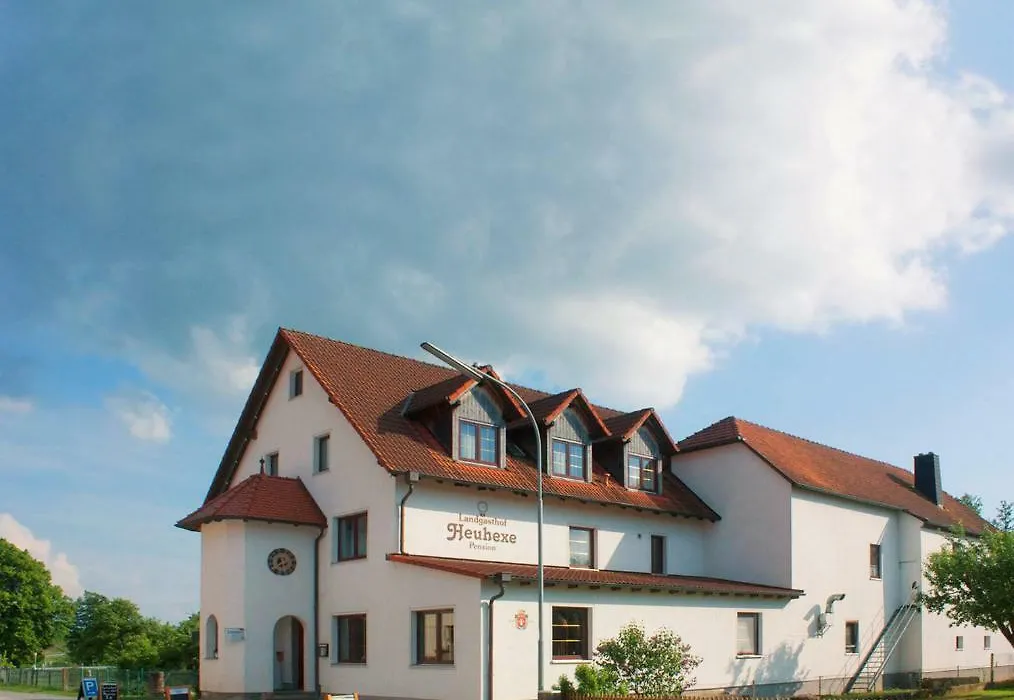 Pension Heuhexe-1
