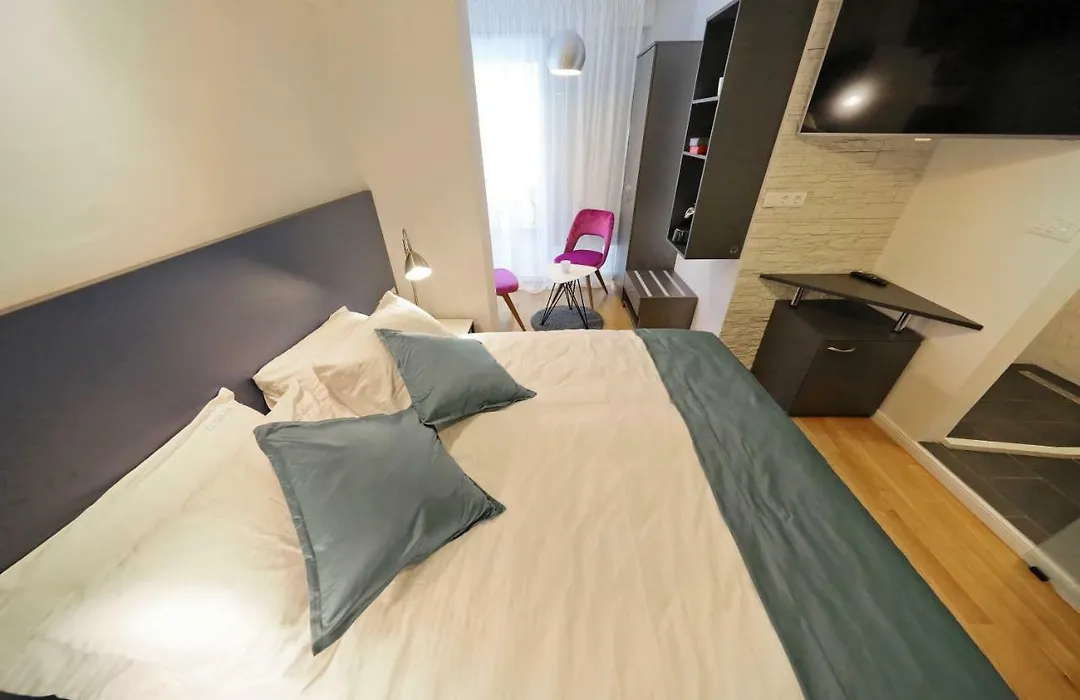 La Dolce Vita da Zara - Luxury Rooms-1