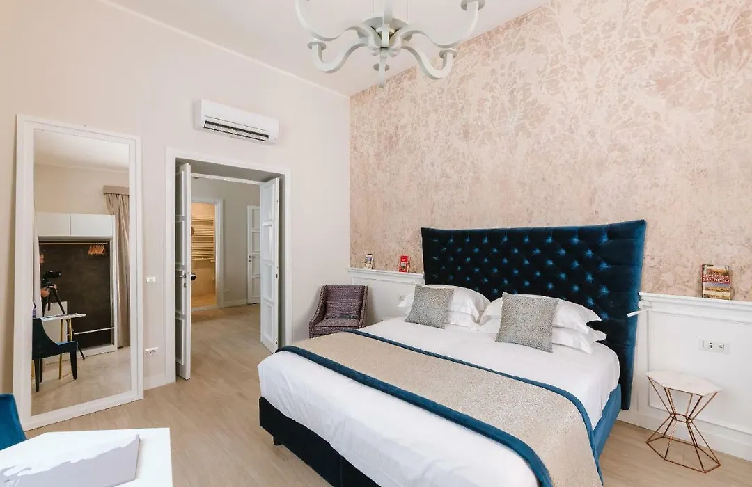 Rhea Silvia Luxury Navona-1