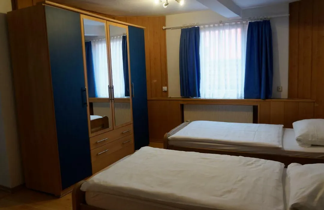 Pension Burger - Bed & Breakfast-1