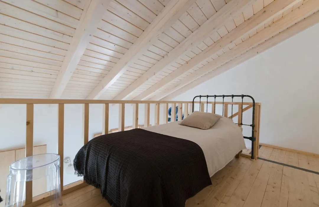 Bohemian Antique Guesthouse-1