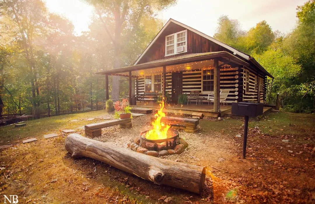 Nolichuckey Bluffs Bed & Breakfast Cabins-1