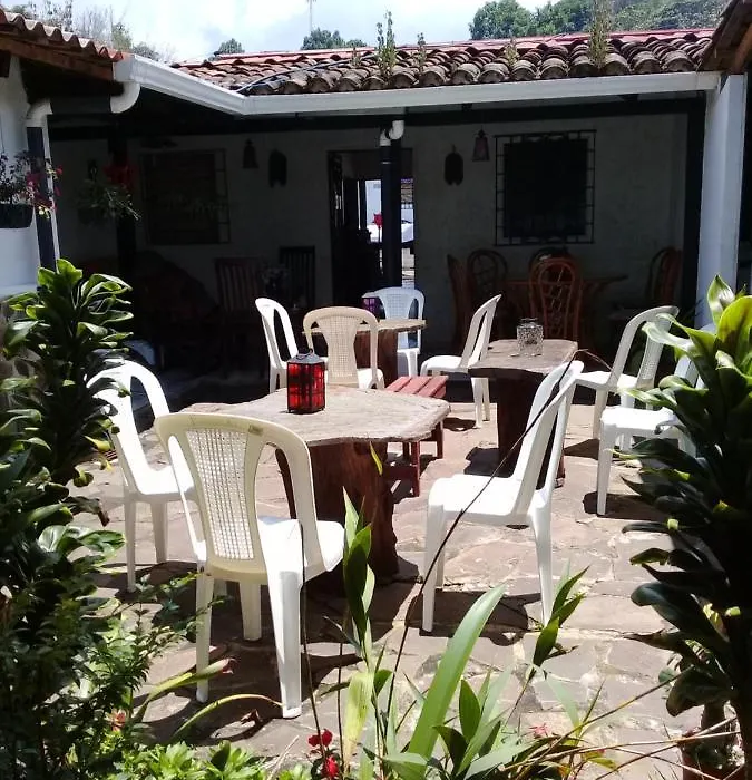Portal de los Farolitos-1