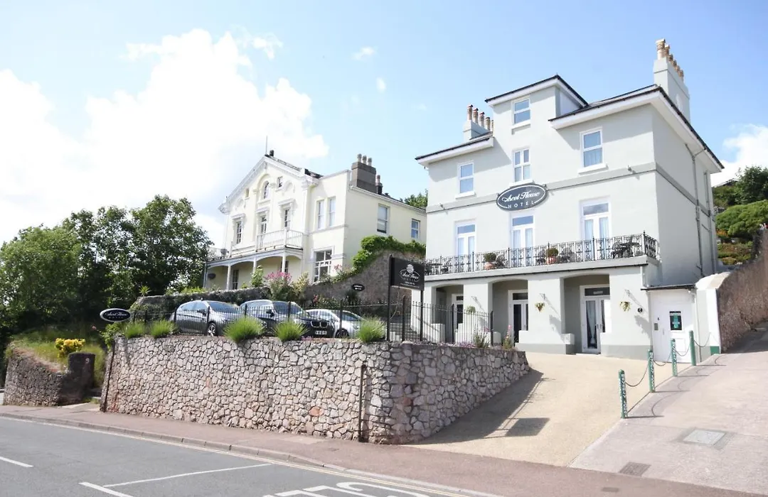 Ascot House Hotel-1
