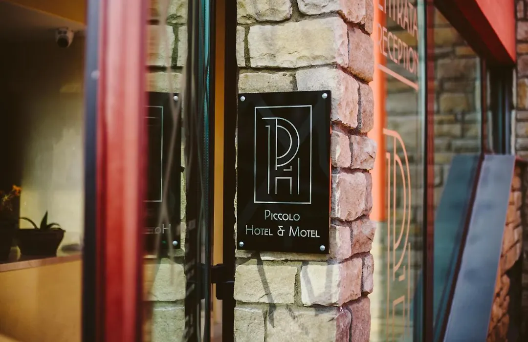 Piccolo Hotel-1