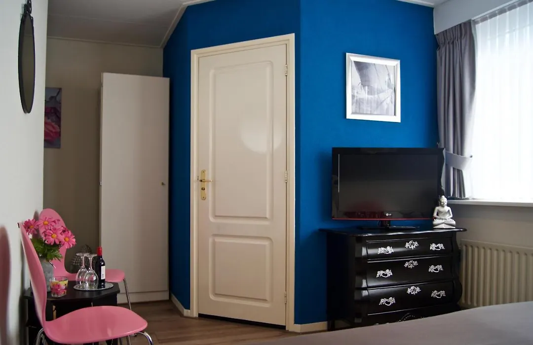 The Studio Guesthouse-1