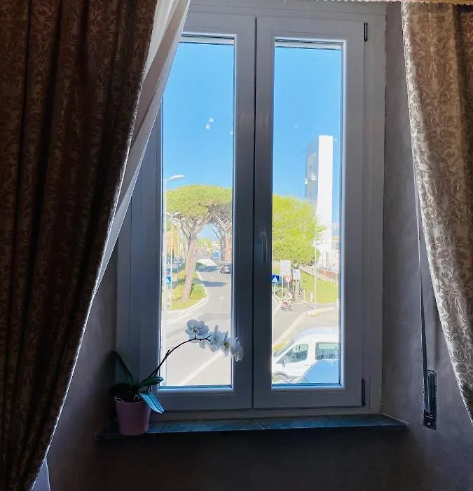 Domus Valadier B&B Guesthouse-1