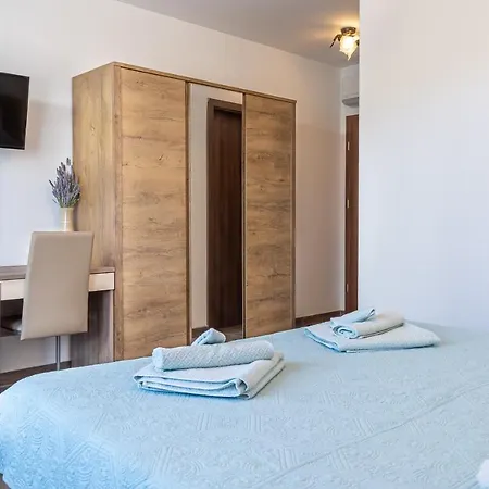 Villa Umag Seafront-3