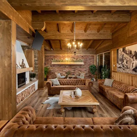 Zara Chalet-3
