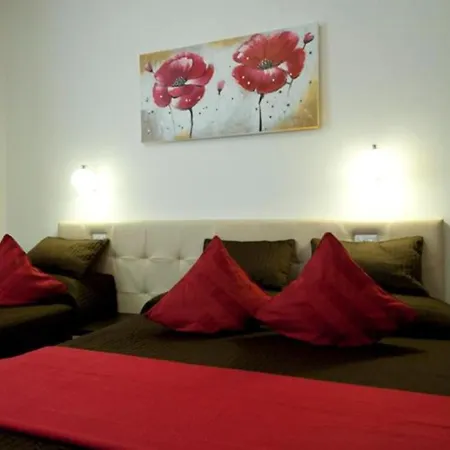 Ara Pacis Inn-2