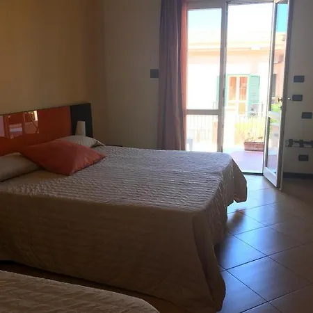 Castellammare Smart Rooms-2