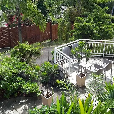 Fare Suisse Tahiti - Guesthouse-2