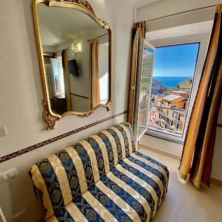 Giovanni Rooms Manarola-2