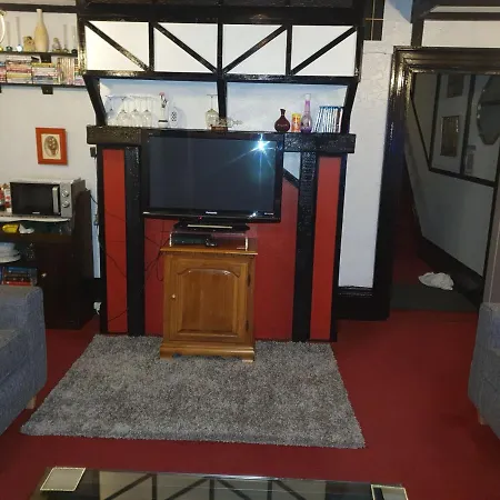 Happy Days Guesthouse-3