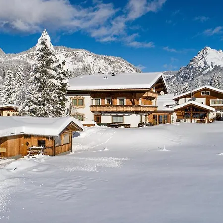Tyroler Hof-2