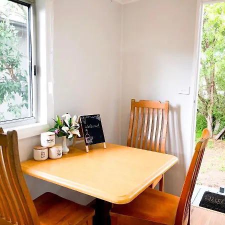 Little Cottage Cessnock Hunter Valley-2