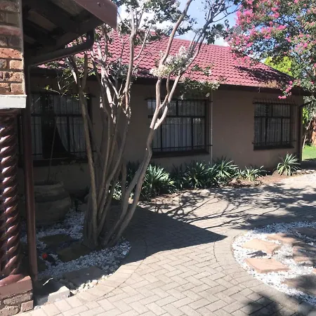 Kaste Guesthouse Secunda-2