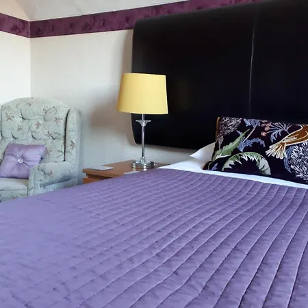 Fern Lee Guest House-2