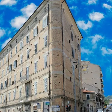 La Marina-2